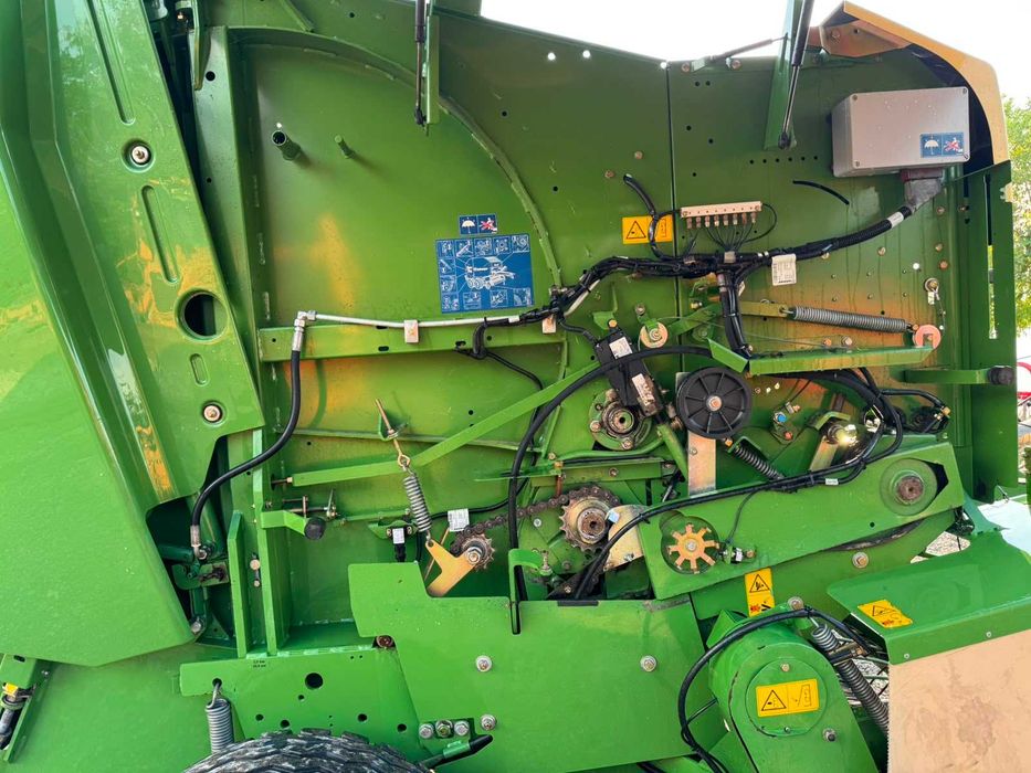 Presa de balotat Rotopresa Krone Claas Gallignani, balotiera baloti rotunzi/cilindrici, recent aduse