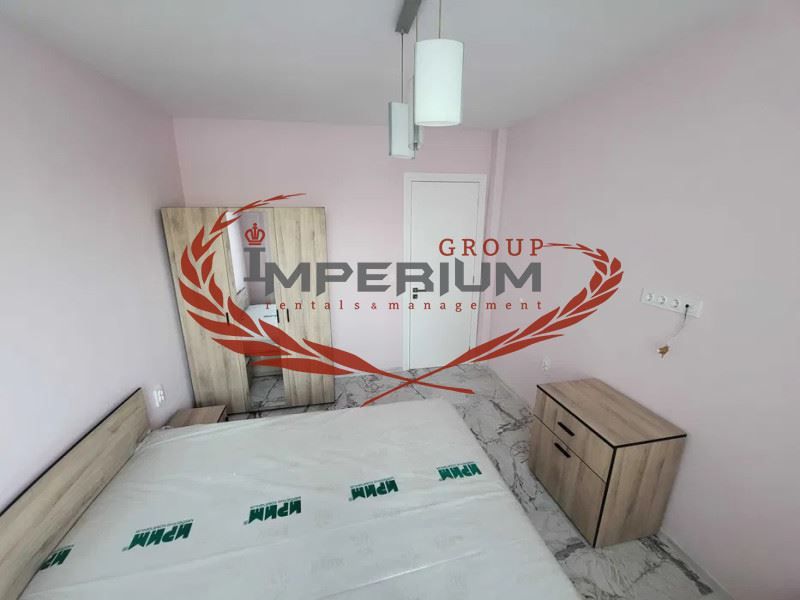 Дава се под наем Двустаен апартамент в Варна, Младост 1 - 65 кв.м за 459 € - Снимка #4