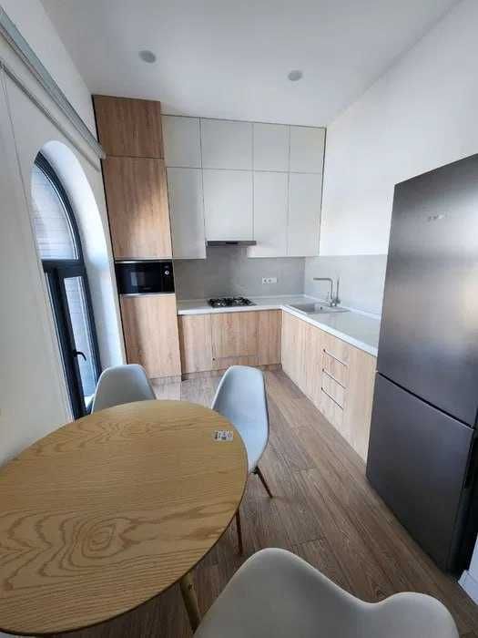 Срочно сдам 2- комнаты  3/5  Мирабадский  метро Айбек