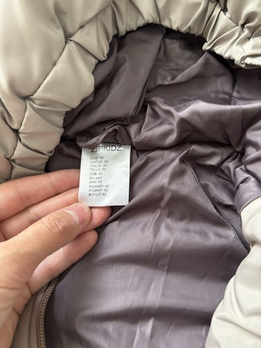 Продам осенний комбинезон в отличном качестве