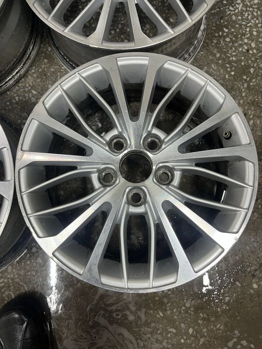 TOYOTA диски r16 5,114