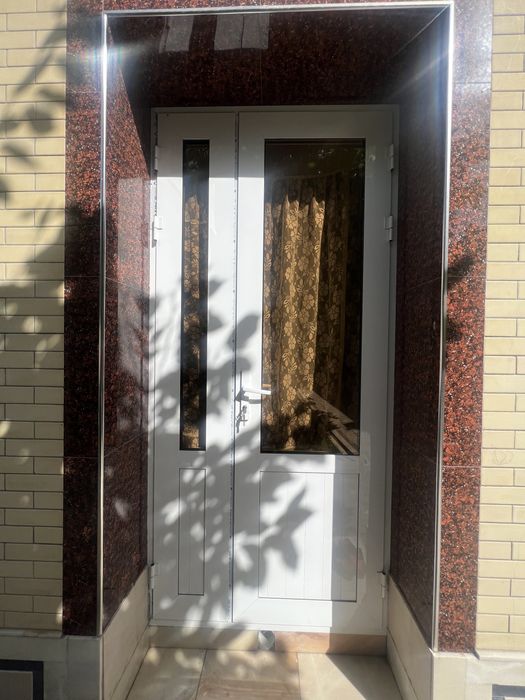 Двери окна хорошем состоянии продаются