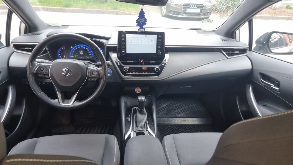inchiriez mașină uber Bolt toyota corolla  suzuki swace