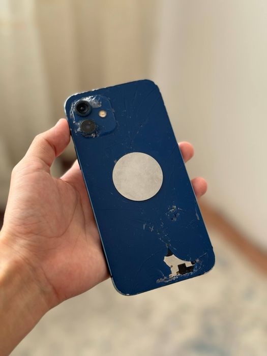 Айфон 12 64гб 71акб срочно