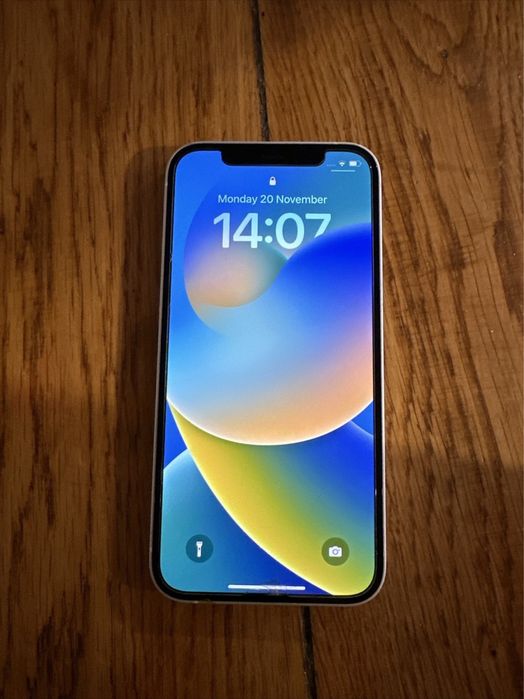 Iphone 12 srocni sotiladi
