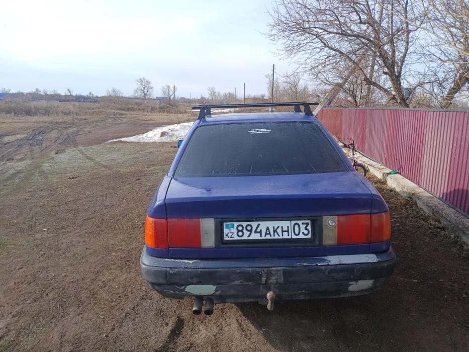 Audi 100 c4 2.6 бензин 1992 года