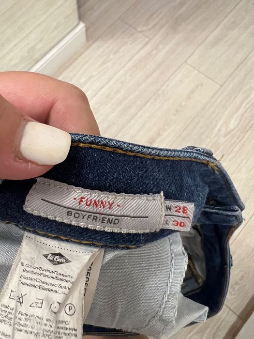 Blugi Lee Cooper boyfriend