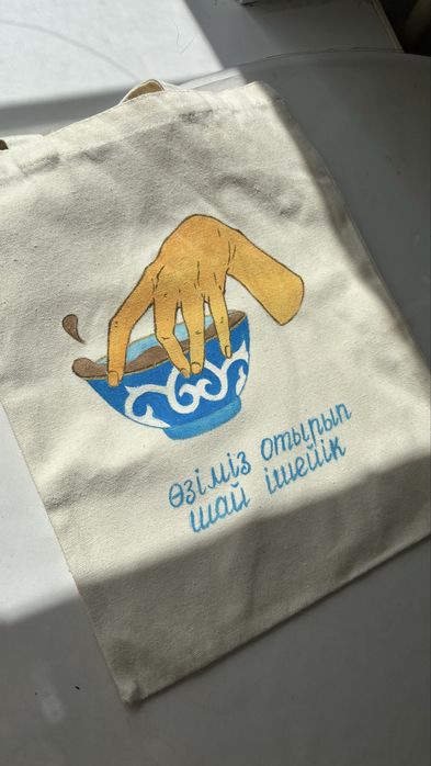 Шопперы с ручной росписью