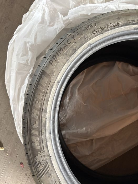 Anvelope Michelin de vară R18 225/45 x2 , 255/40 x2