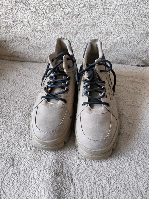 Мужские кроссовки