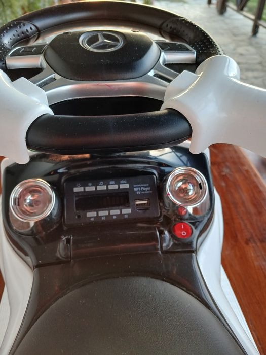 Мерцедес AMG, количка за бутане,каране,водене.