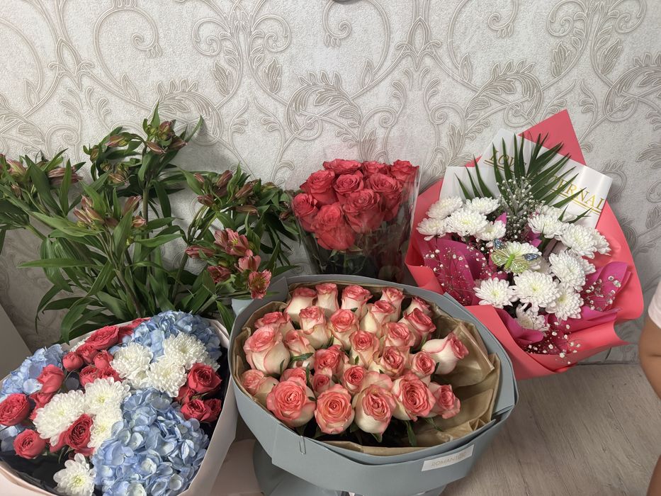 Цветы продам красивые букеты