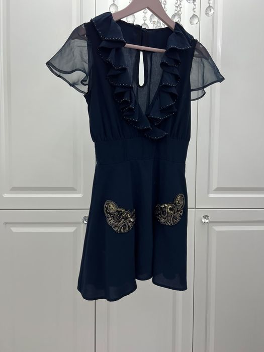 Vand rochie cu margele
