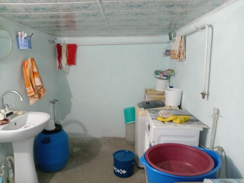 Продаю пол дома.