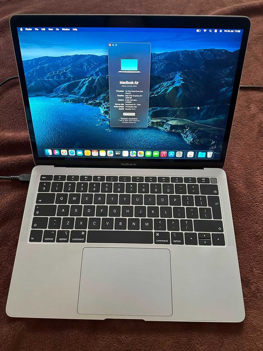 MacBook Laptop Air 2019 retina 13 inch i5  8GB Ram SSD Impecabil
