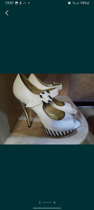 Босоножки новые!