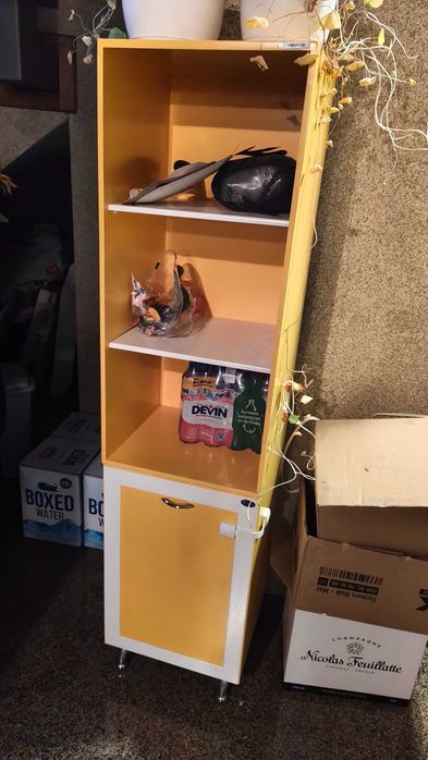 Двоен шкаф, мивка с шкаф и колона за баня - жълто