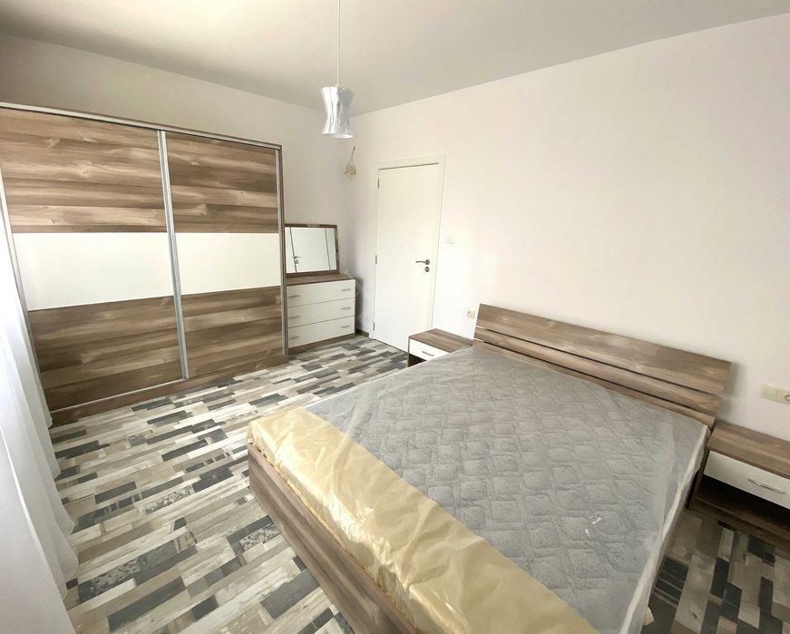 Дава се под наем Двустаен апартамент в Пловдив, Център - 60 кв.м за 320 € - Снимка #2