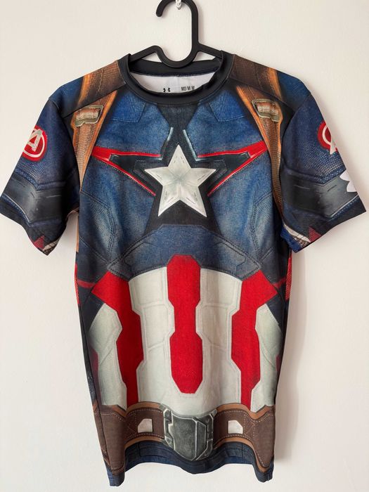 Tricou compresiv Under Armour Marvel Captain America M