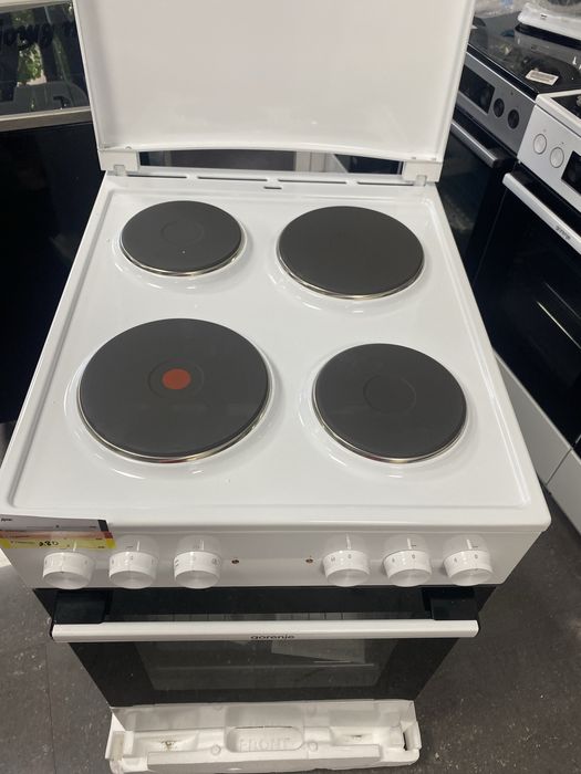 Готварска Печка Gorenje GE5A23WH