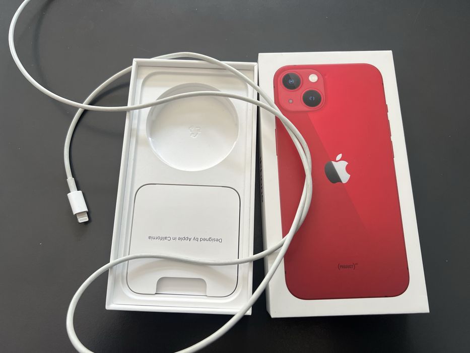 Продавам Apple iPhone 13 256GB