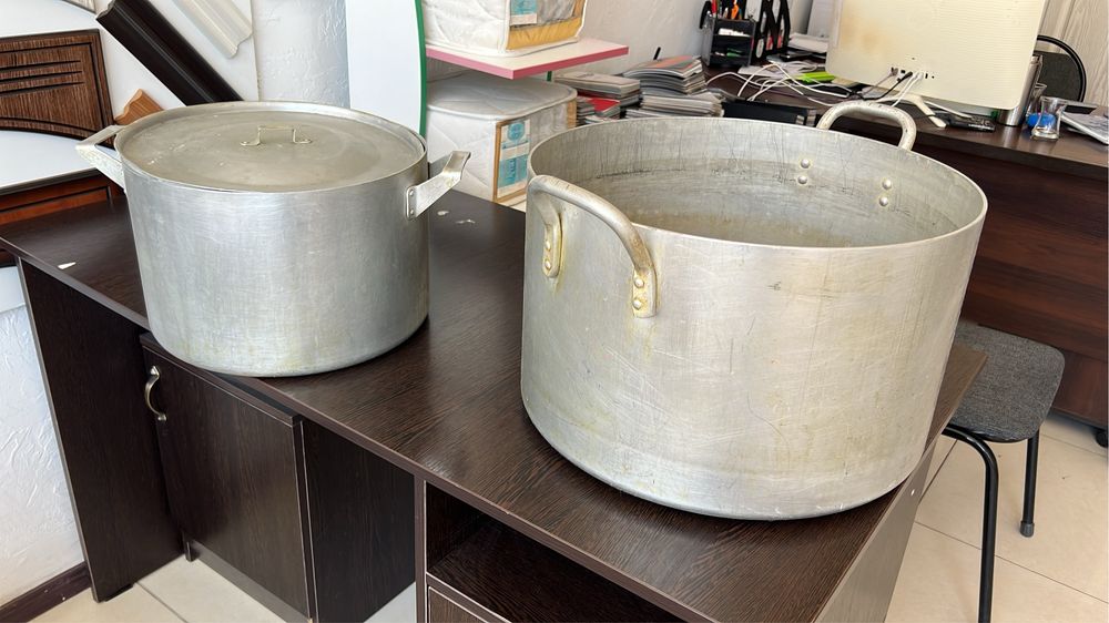 Продам Кастрюли б/у алюминевые