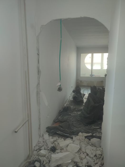 Професионално къртене, кърти чисти извозва строителни отпадъци