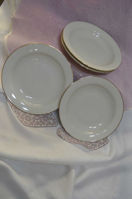 Немски чинии дълбоки