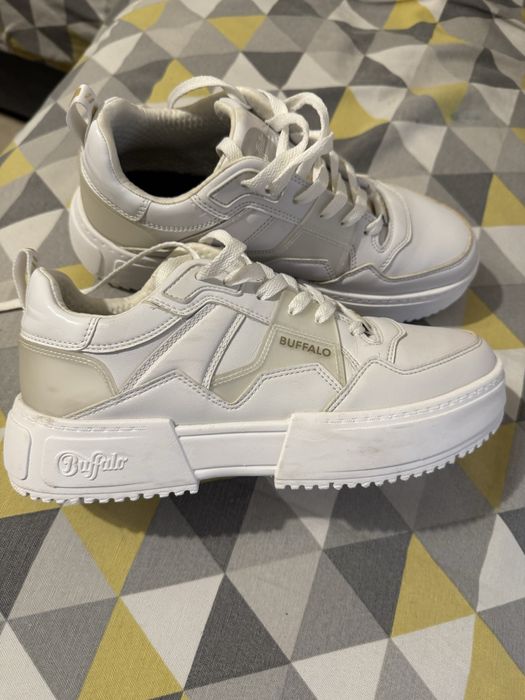 Маратонки Buffalo