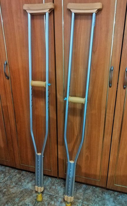 Комплект патерици