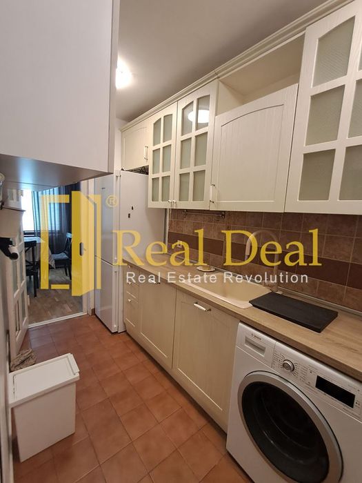 Дава се под наем Тристаен апартамент в София, Център - 100 кв.м за 897.6 € - Снимка #5