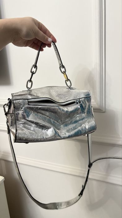 Продам сумки и духи