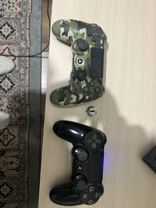 ПС4 slim (с дисками,два геймпада)