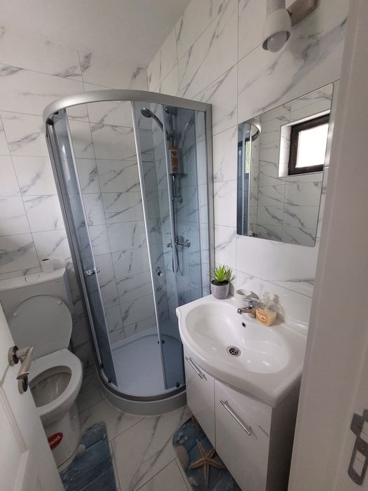 Vând apartament 2 camere Radauți central