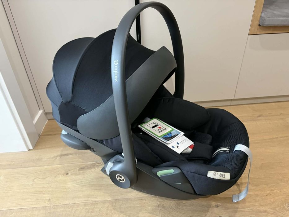 Ново детско столче за кола - Cybex Gold Cloud G i-Size Plus