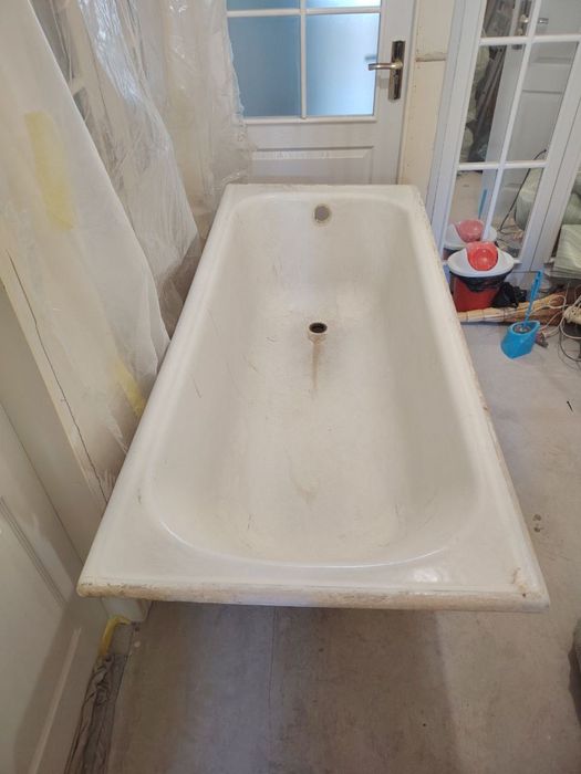 Продается чугунная ванна 170*70 в хорошем состоянии