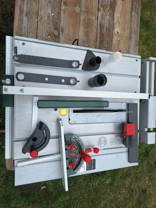 Настолен циркуляр Bosch PTS 10 – Пълен комплект!