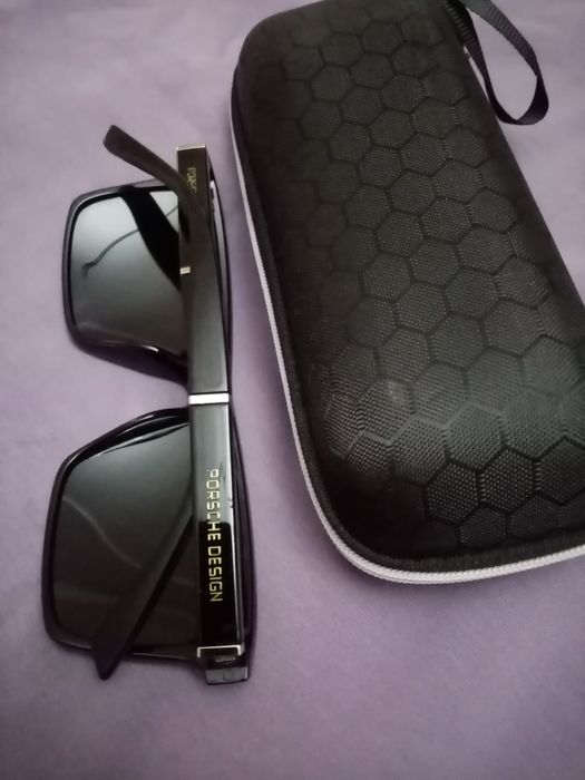 Солнцезащитные очки для мужчин.