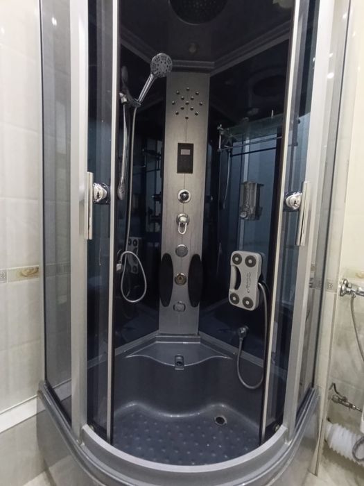 Продам душевую кабину