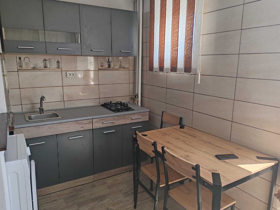 Apartament 2 camere confort 2 de inchiriat sector 4
