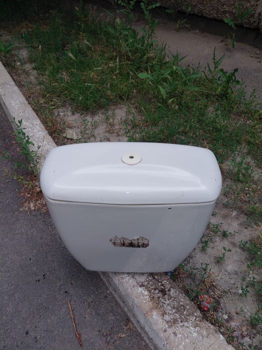 Бачок для унитаза