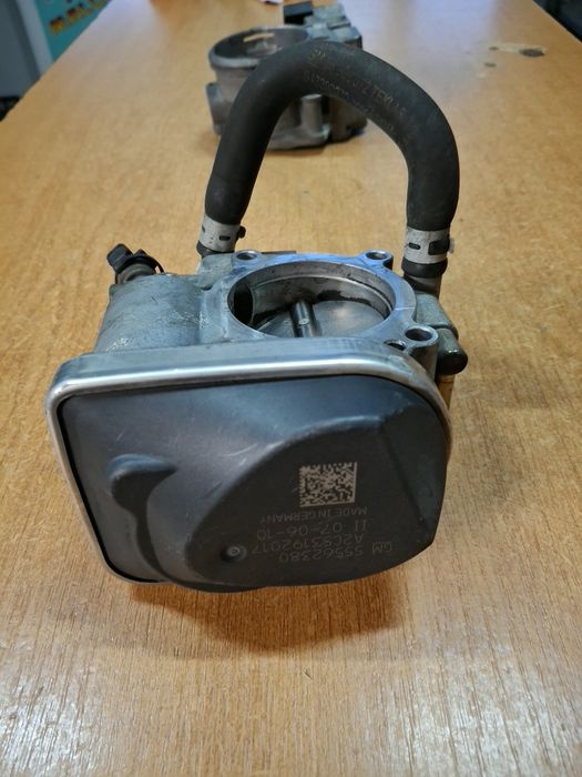 Clapeta acceleratie Opel astra H Zafira B Chevrolet Orlando 1.8 Benzin