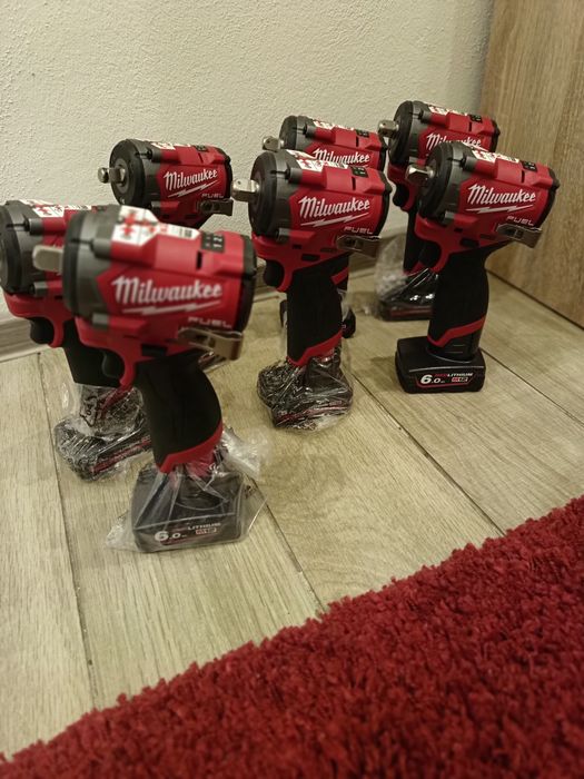 Impact milwaukee 2025 cu baterie de 6 ah