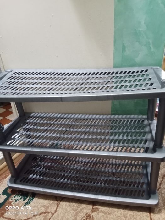 Продам ковер, зеркало, полка для обуви