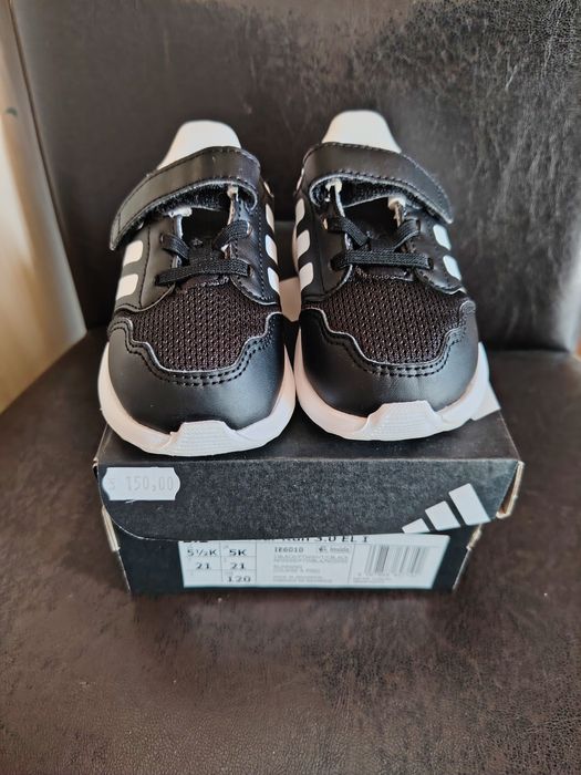 Adidași negri Adidas