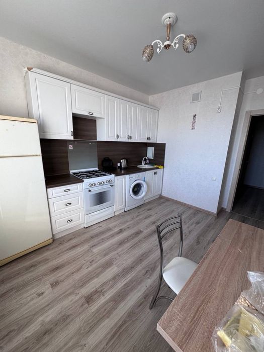 1 ком мкр.Алтын Арман 48 м2