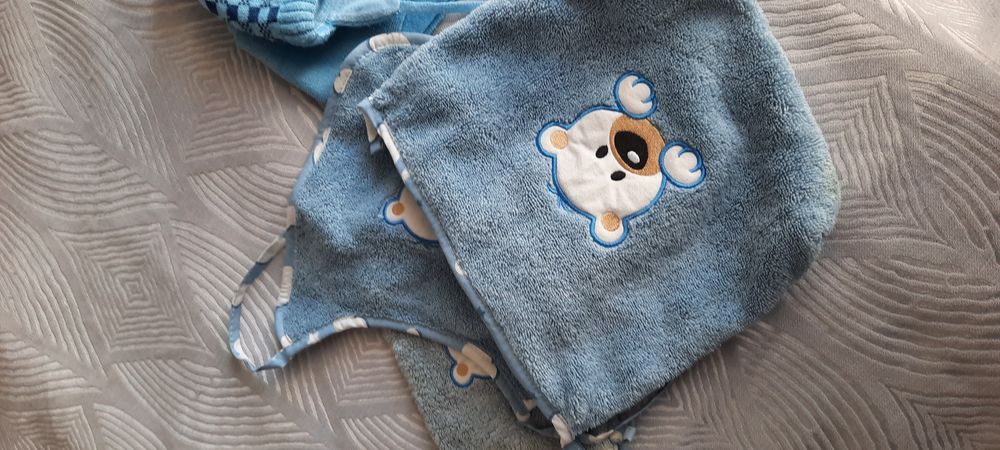 Шапочка с шарфом для новорожденного