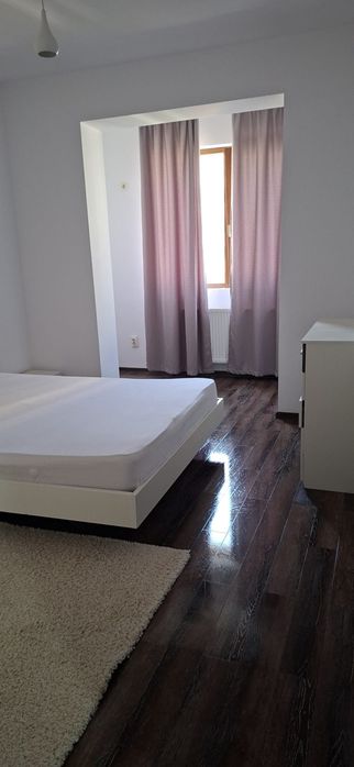 Apartament 2 cam de inchiriat
