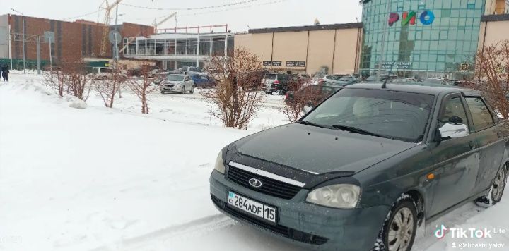 Продам Приора срочно