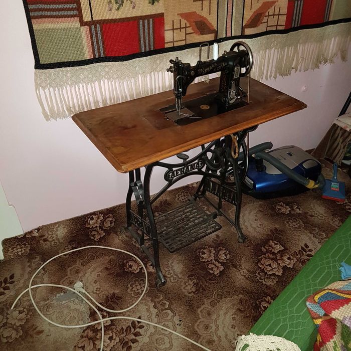 Vand masina de cusut Afrana